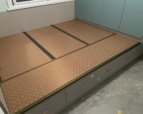 榻榻米床墊